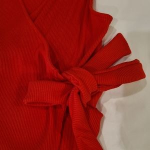 Express side tie top